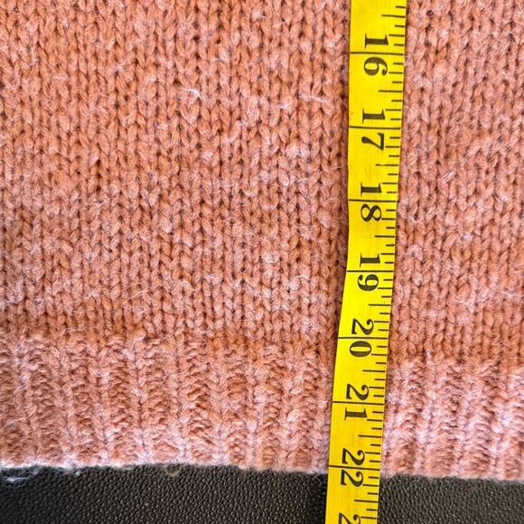 Madewell Ballon Striped Sleeves V-Neck Sweater in Faded Coral Colorblocked L - Picture 10 of 12